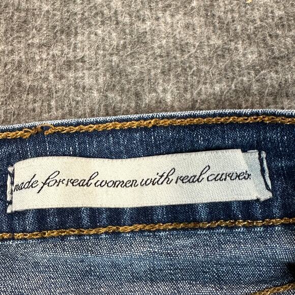 Not Your Daughters Jeans Womens 14 Blue Denim Straight Leg Capris Everyday USA - Picture 9 of 13